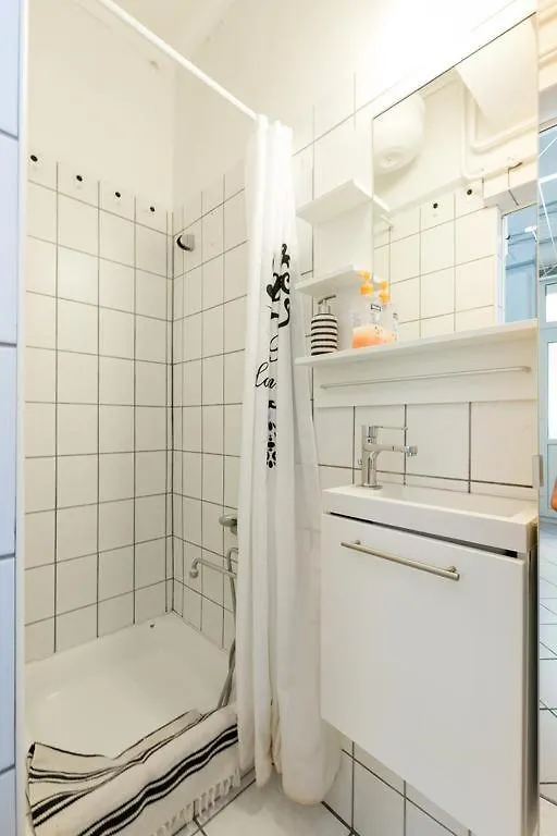 Apartment Szentkiralyi 5 - Double Basic In The City Center - Self-Check-In Budapest