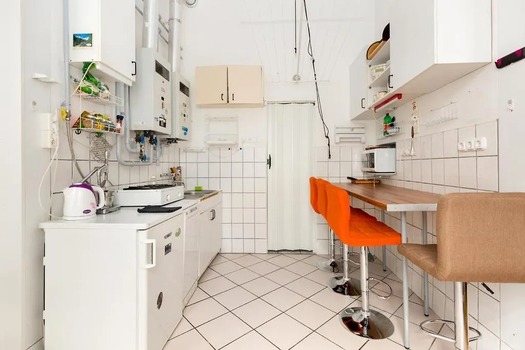 Szentkiralyi 5 - Double Basic In The City Center - Self-Check-In Budapest
