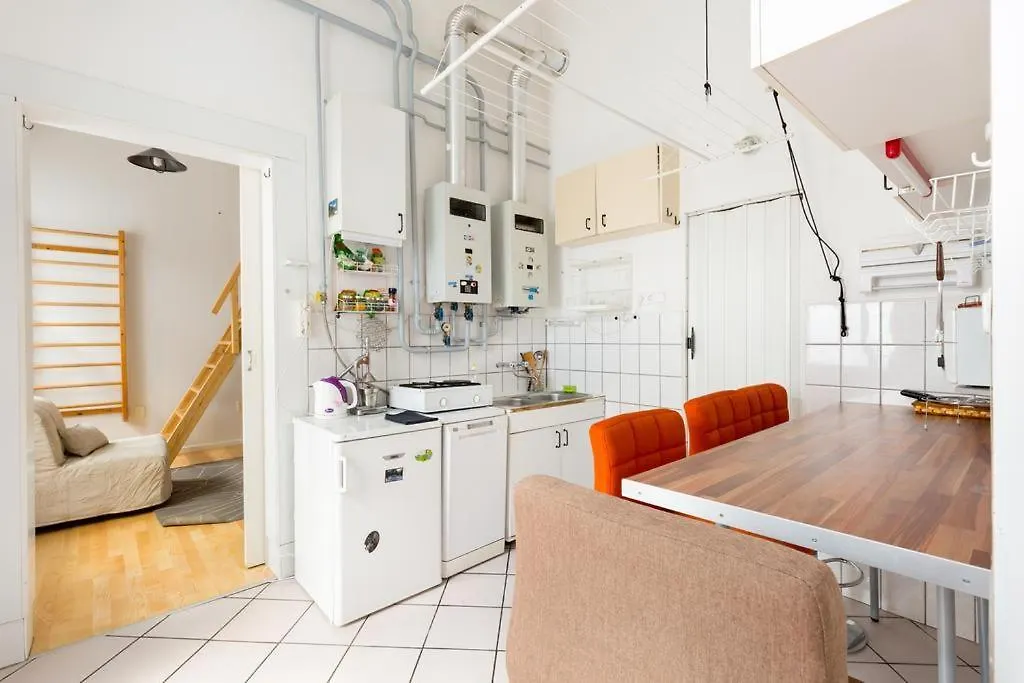 Szentkiralyi 5 - Double Basic In The City Center - Self-Check-In Budapest Apartment